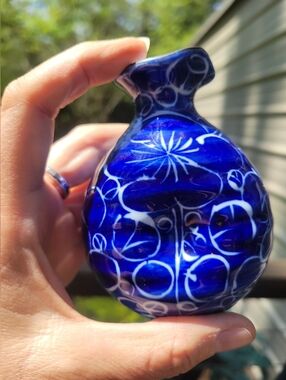 Signed 20th Century Japanese Porcelain Ceramic Vase Colbalt Blue and White